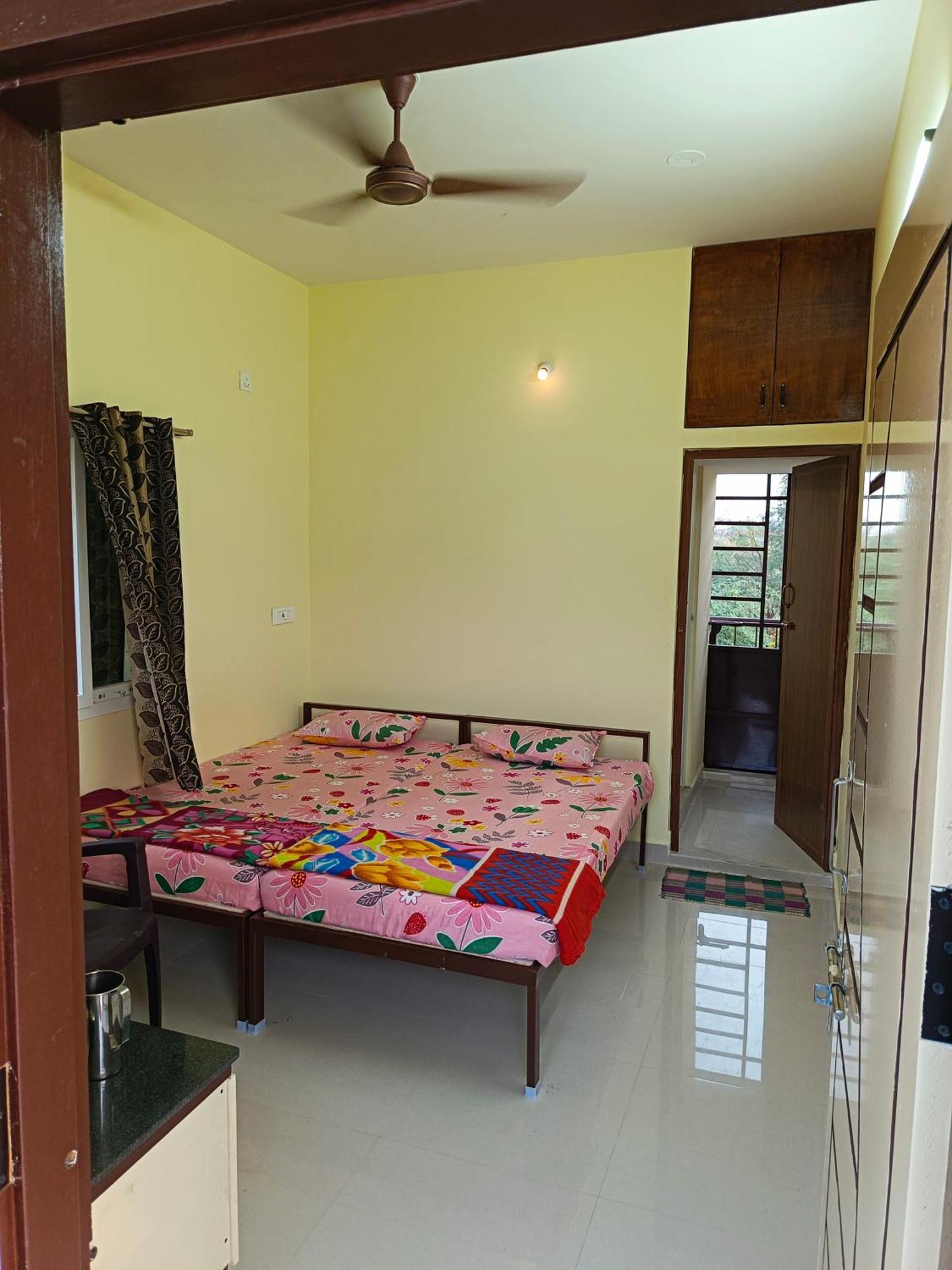 Abaranji Guest House Tiruvannāmalai Eksteriør bilde